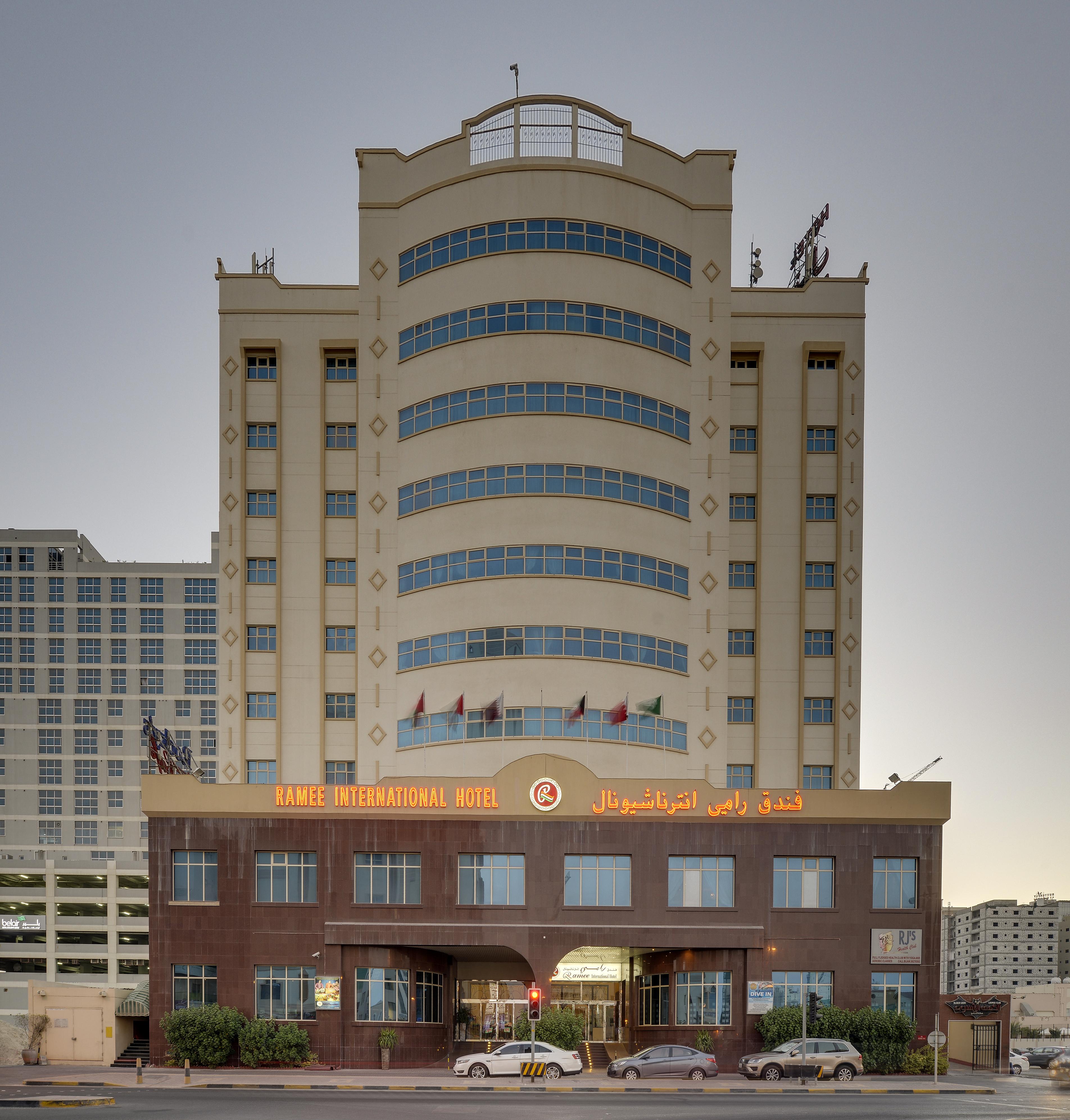 La Rosa Hotel, Juffair Манама Экстерьер фото